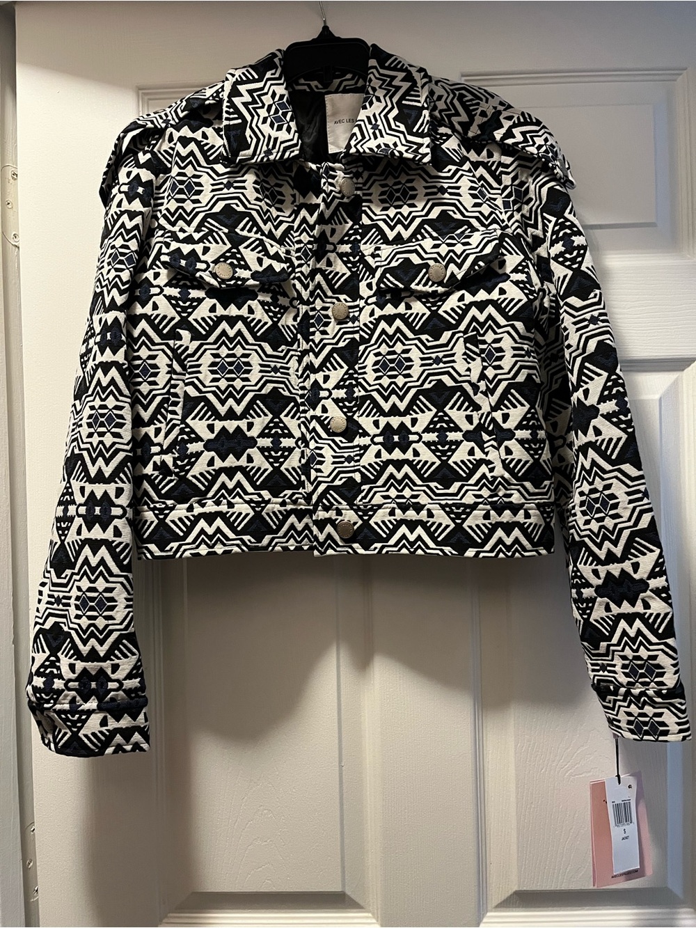 Avec Les Fille Cropped Jacket Beautiful Print